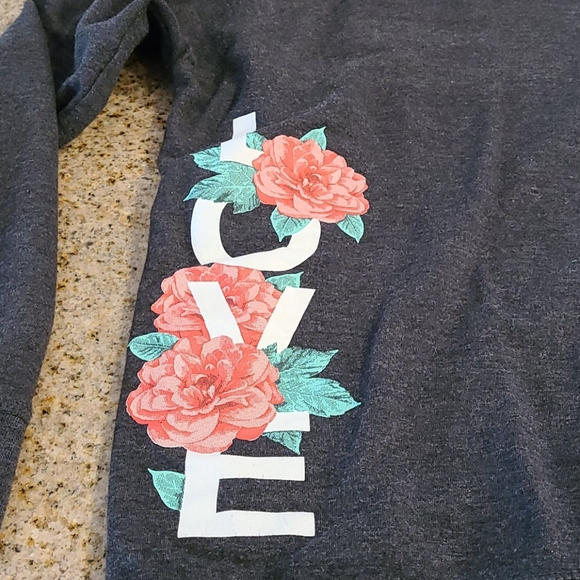 Sweater - Picture 2 of 5